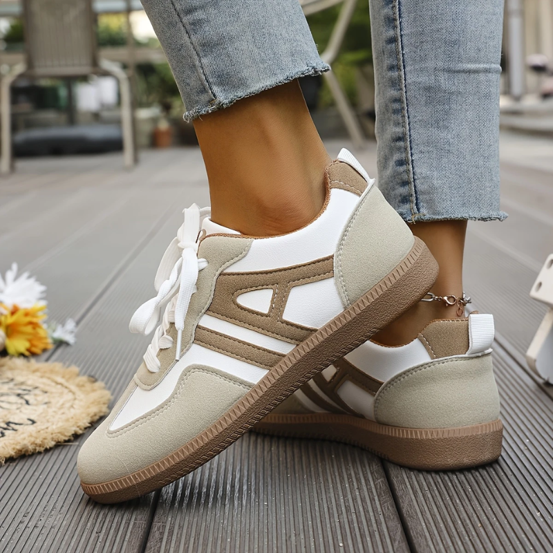 Women's Roomy Wide Toe Box Everyday Comfort Trainers