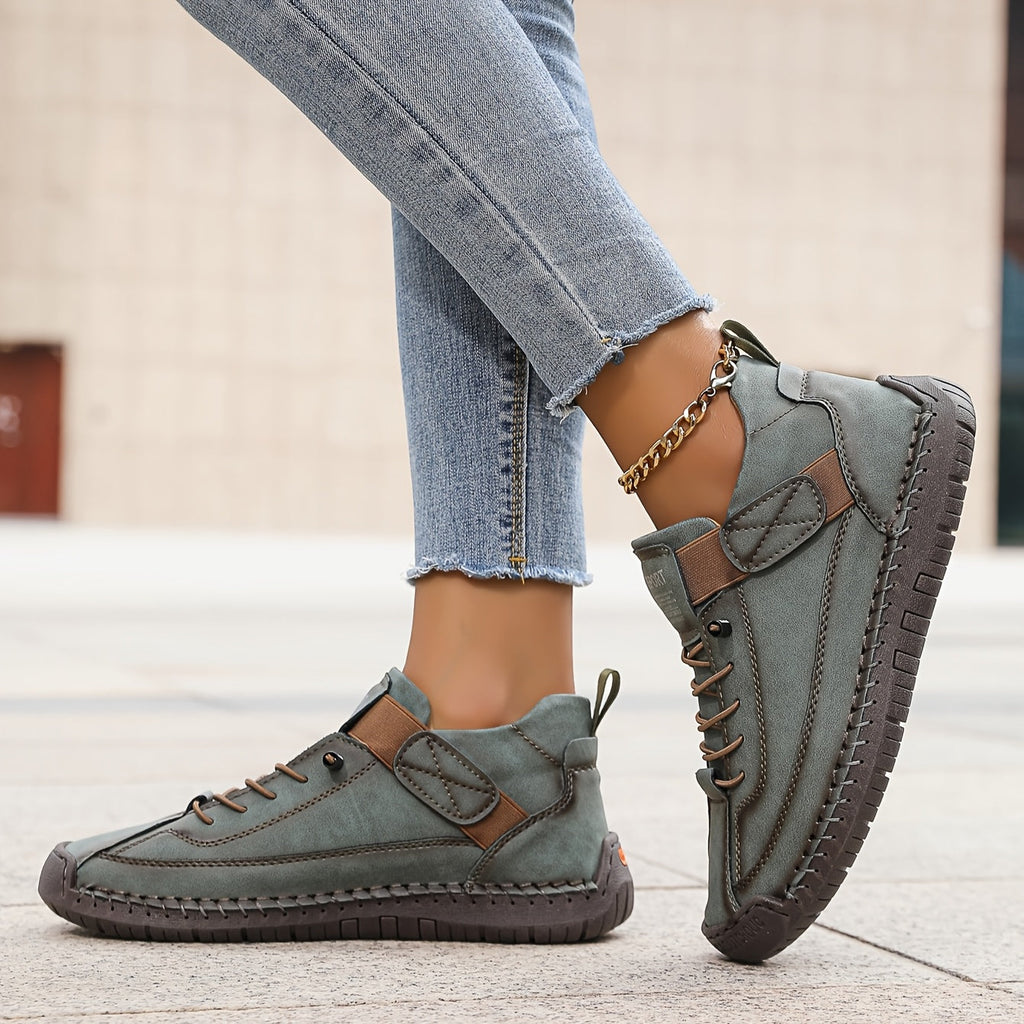 Women's Low-Profile Mixed-Material Lace-Up Trainers