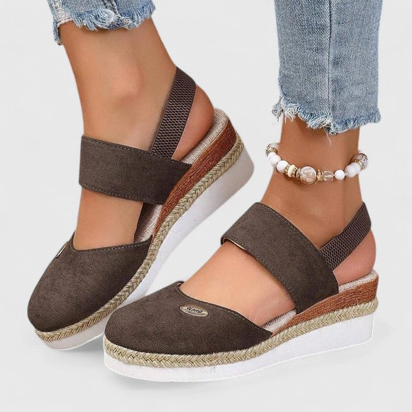 Women's Orthopedic Sandals in Leopard