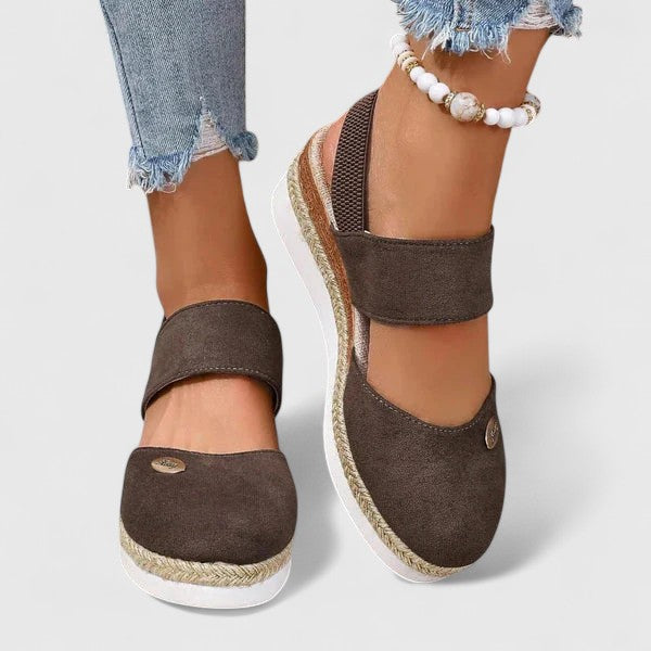Women's Orthopedic Sandals in Leopard