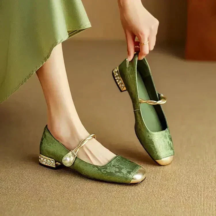 Women's Pearl Braided Strap Vintage Block Heel Shoes