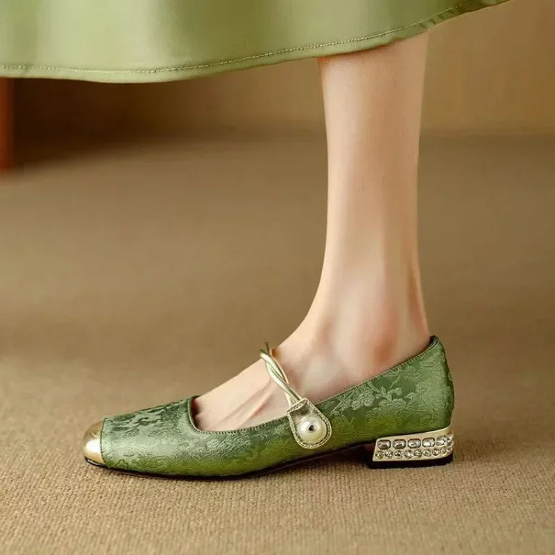 Women's Pearl Braided Strap Vintage Block Heel Shoes