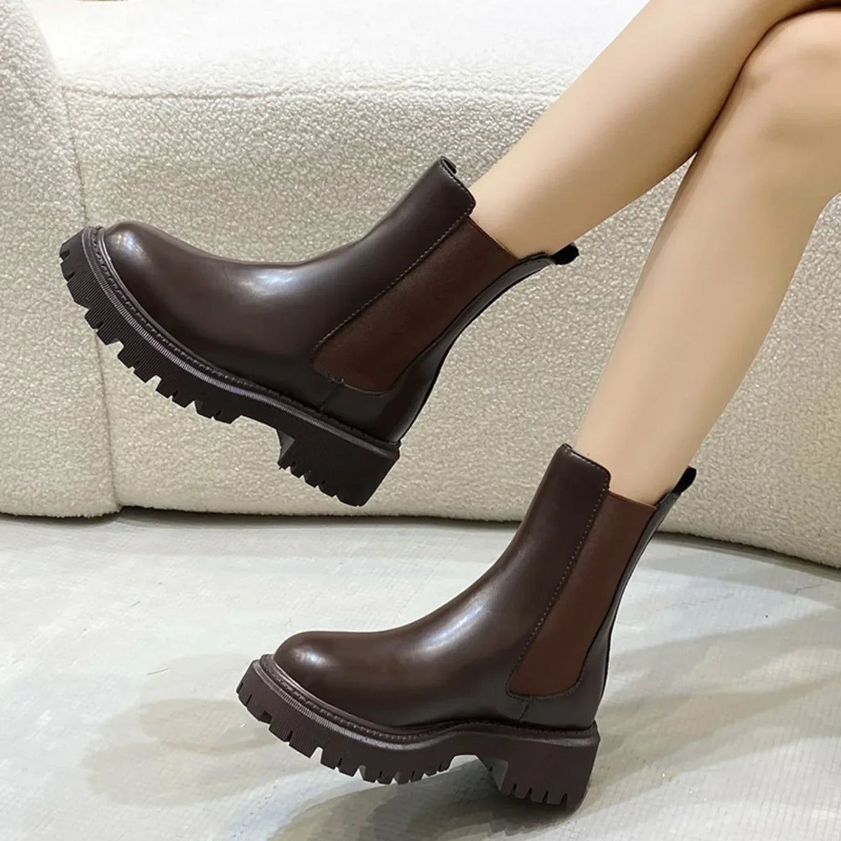 Women's Heavy-Tread Pull-On Chelsea Boots