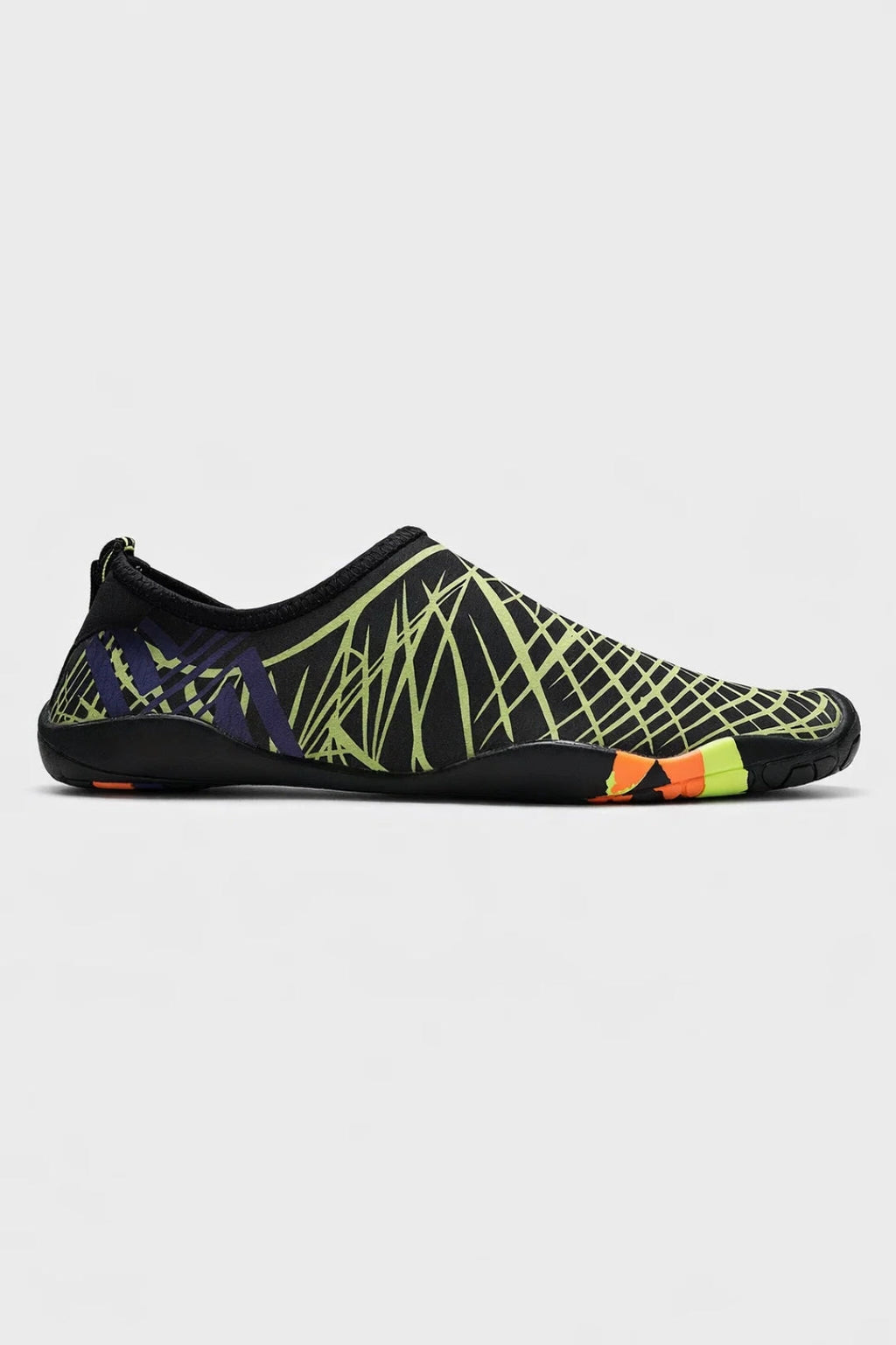 Men's Water Shoes with Flexible Sole and Printed Upper
