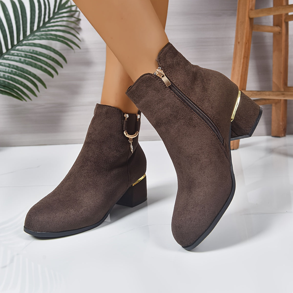 Women's Chelsea Ankle Boot with Block Heel in Coffee