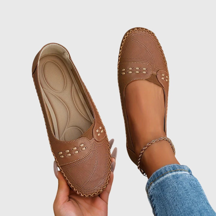 Women's Orthopedic Shoes in Beige