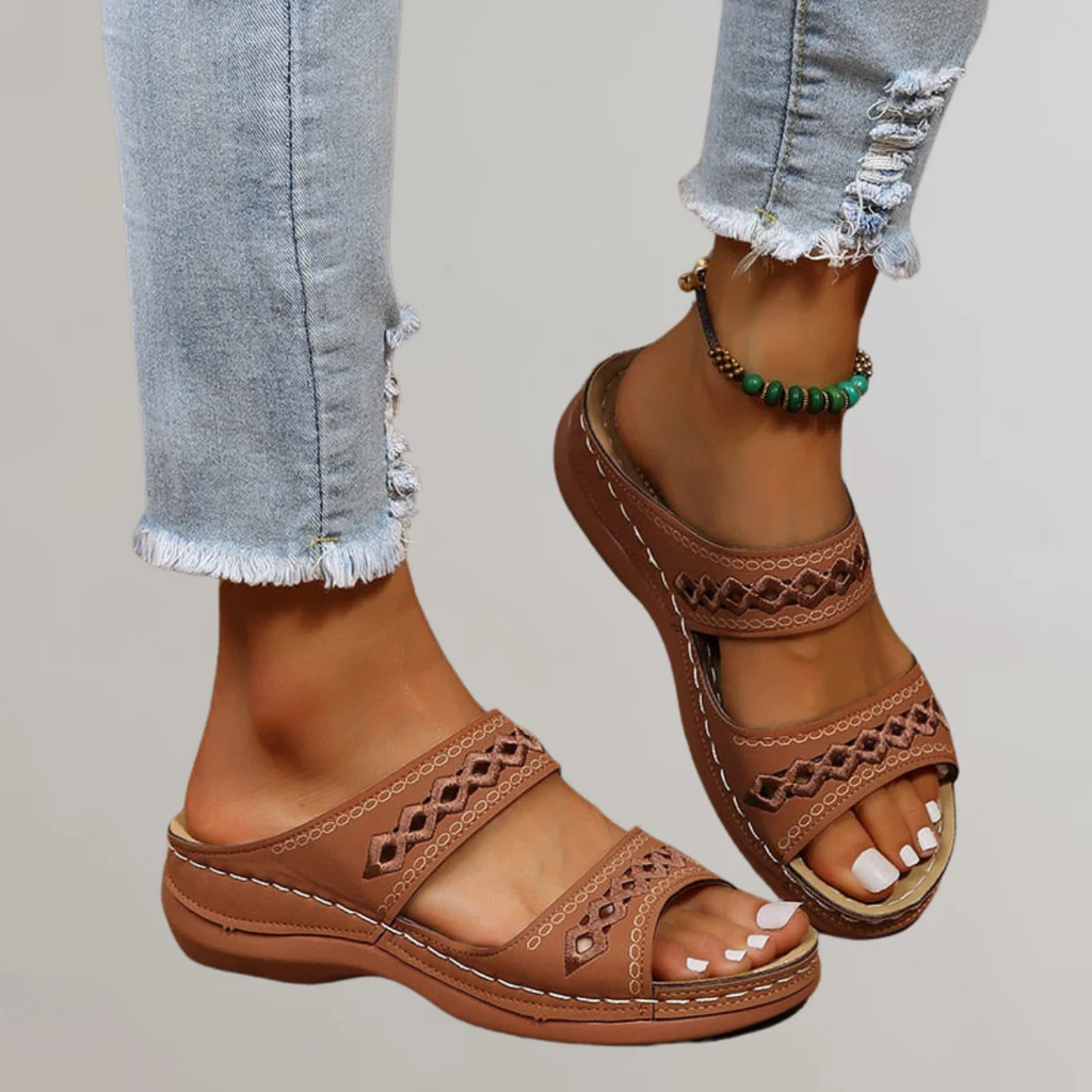 Women's Orthopedic Sandals in Green