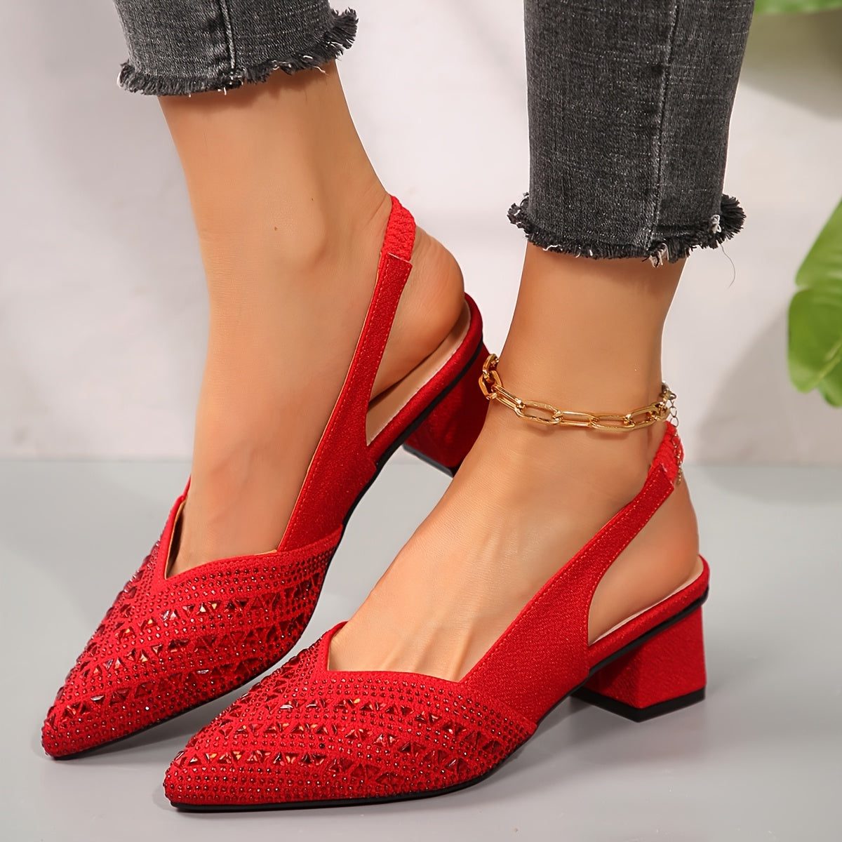 Women's Glitter-Textured Pointed Court Shoes - Red