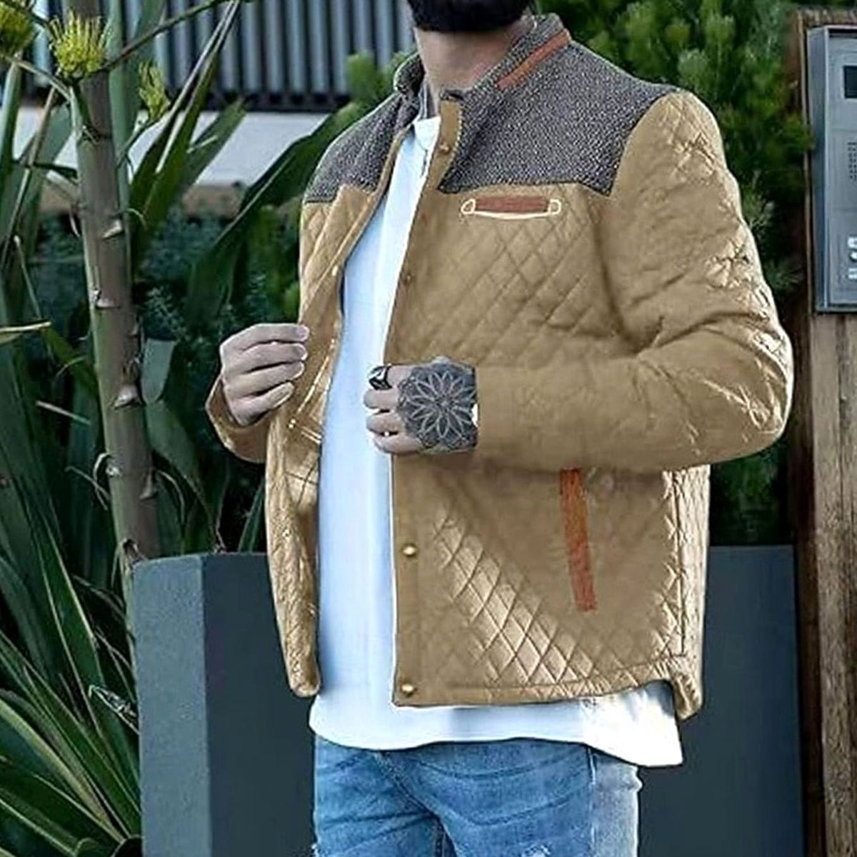 Men's Two-Tone Knit Yoke Padded Jacket with Plaid Lining