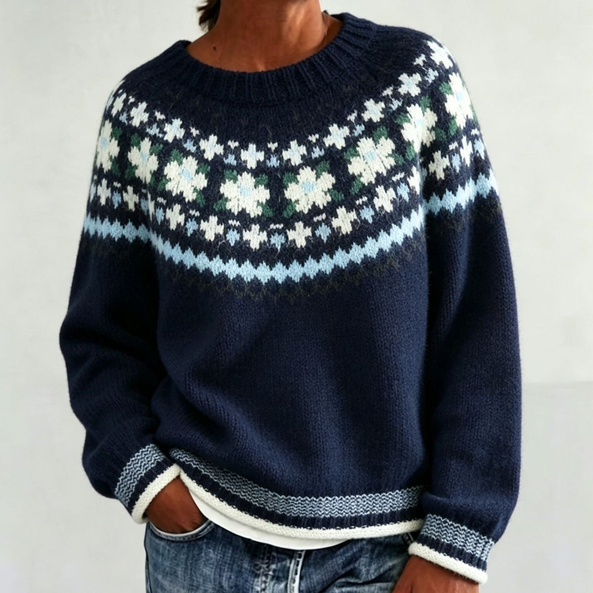 Women's Patterned Yoke Crew Neck Pullover in Extended Sizes - Navy Blue