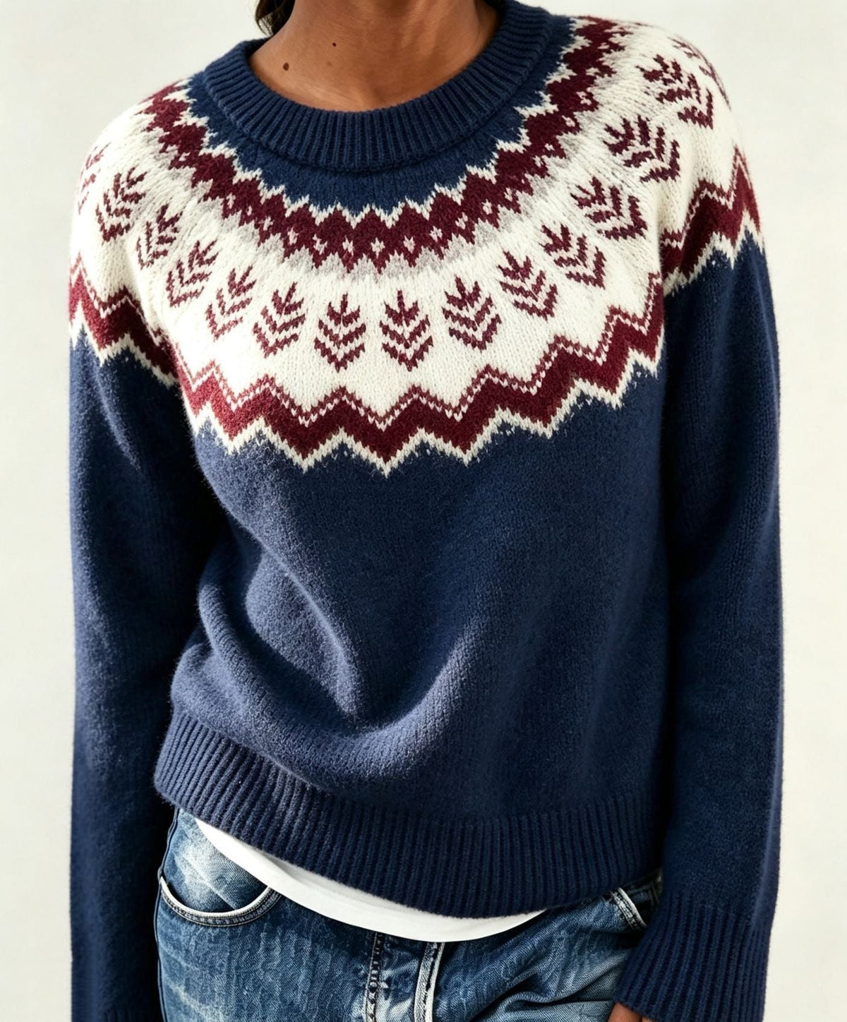 Women's Patterned Yoke Crew Neck Pullover in Extended Sizes - Dark Blue