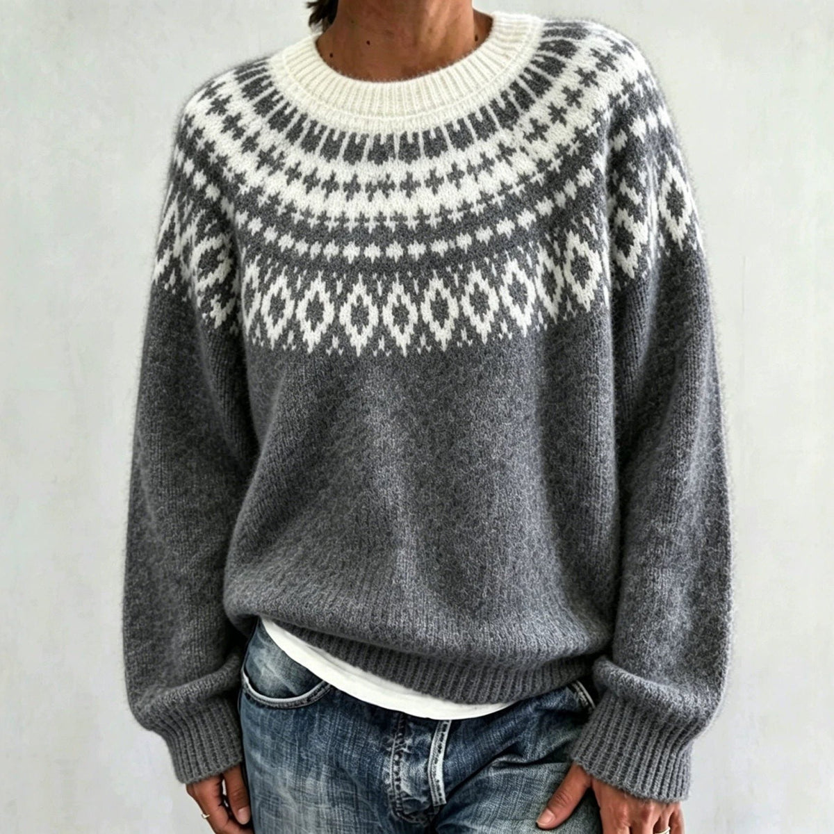 Women's Patterned Yoke Crew Neck Pullover in Extended Sizes