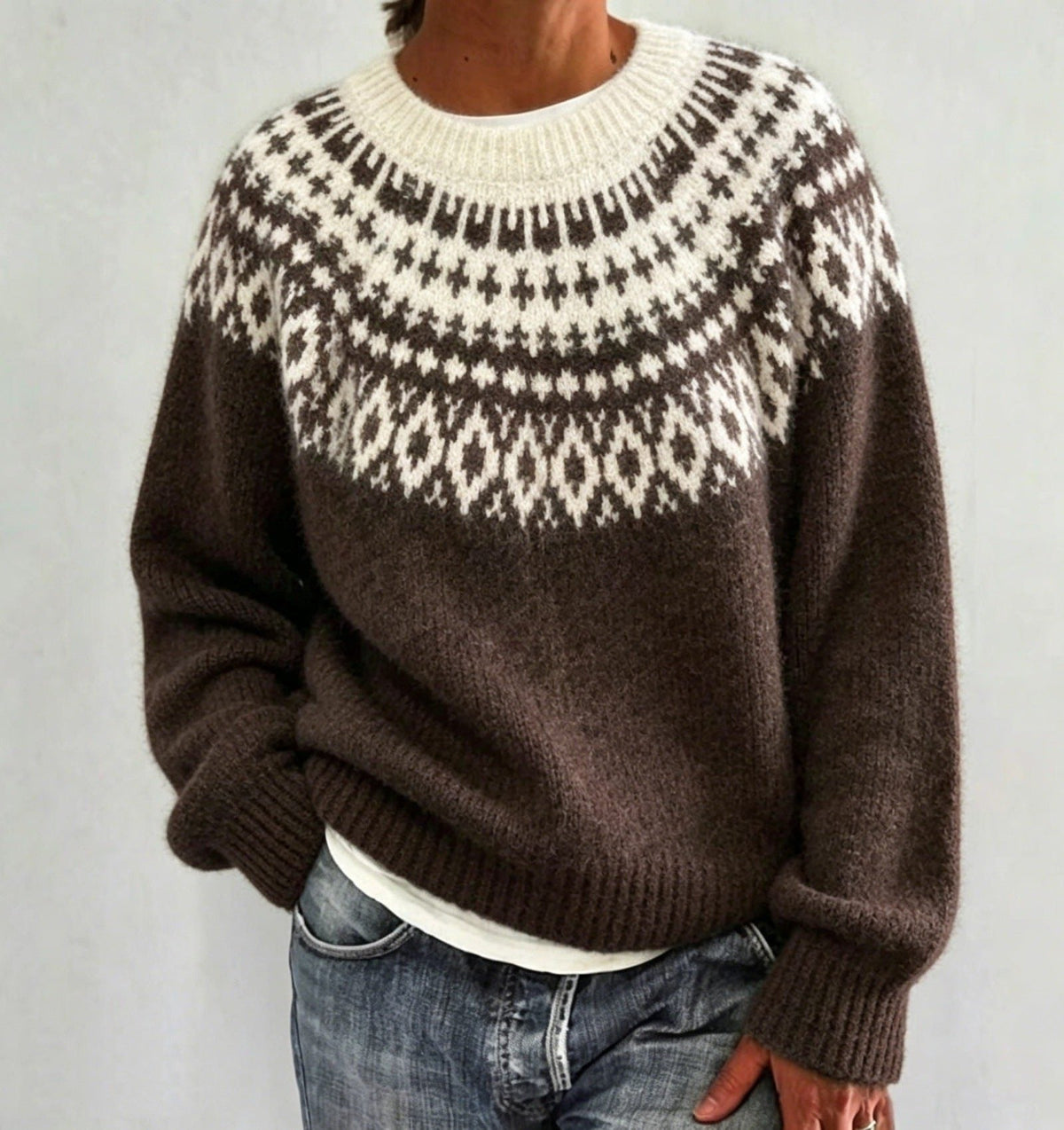 Women's Patterned Yoke Crew Neck Pullover in Extended Sizes - Dark Brown
