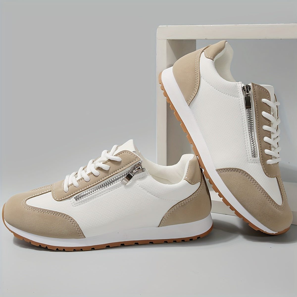 Women's Mixed-Texture Cushioned Lace-Up Trainers with Lift