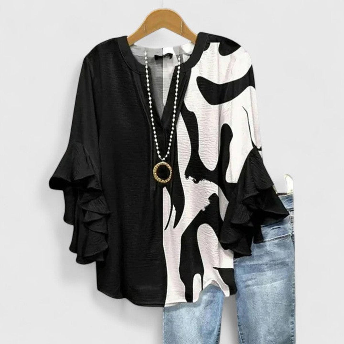 Women's Relaxed-Fit Ruffle-Sleeve Floral Print V-Neck Blouse