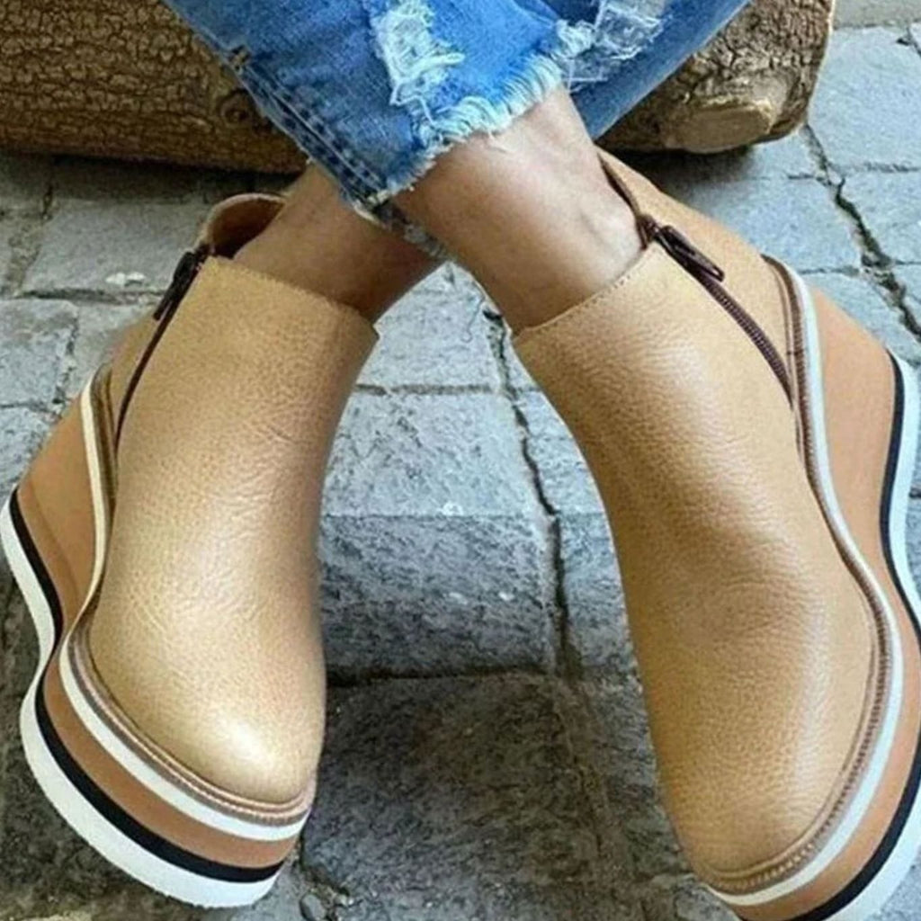 Women's Wedge Platform Slip-On Chelsea Boots